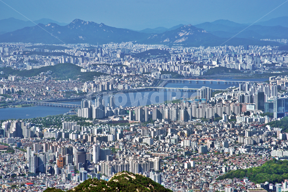 강남구,서울도심,관악산,서초구,한강,마천루
