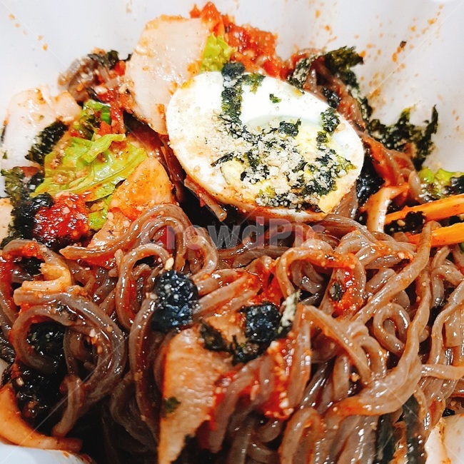 막국수,국수,한국면요리,춘천,비빔막국수,면,음식