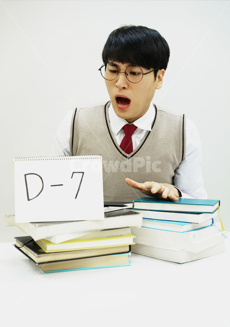 수능,교육,학생,교복,시험,강의,수업,고등학생,고3,남고생,남자고등학생,남고,수능시험,기말고사,중간고사,모의고사,exam,quiz,test,학업,공부,남자,남학생,사람,인물,인간,human,person,얼굴표정,facialexpression,face,남성,man,male,학교,education,learning,study,schoo,사람,인물,인간,human,person,얼굴표정,facial expression,face,남성,남자,man,male,감정표현,기분,feeling,emotion,교육,학교,공부,education,learning,study,school