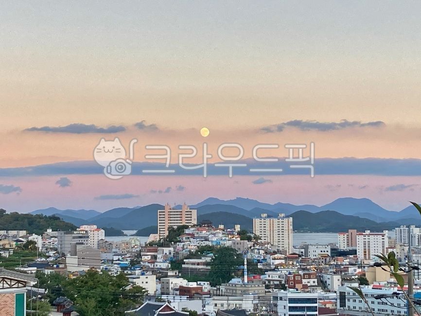 sky,fullmoon,full moon,moon,nature,sight,emotional sky,gradation,Sky of Autumn