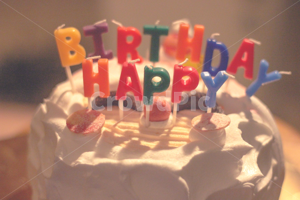 생일,케이크,촛불,생일축하,파티,연말,생일파티,기념일,축하,anniversary,congratulation,celebrate,celebration,음식,식재료,요리,food,cook,meal,dishes,food reserves,빵,bread,디저트,간식,후식,dessert,snack,감성,sensible,feeling