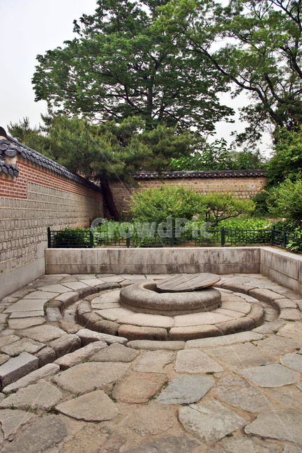 우물,궁궐,경복궁,편전,돌,어정,한국전통,한국문화,korean traditional,korean culture