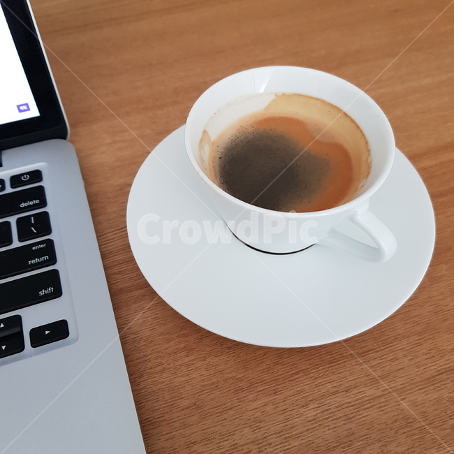 커피,집,노트북,일,피곤,스냅,카드뉴스,출근,스트레스,커피,카페,coffee,cafe