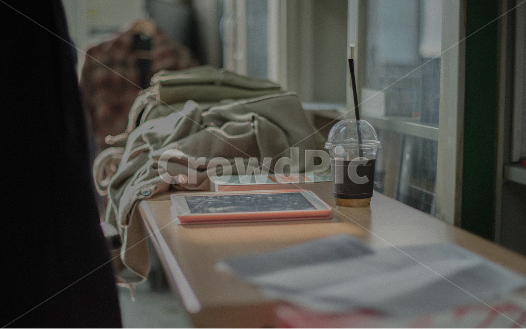 사무실,커피,분위기,책상,테이블,coffee,office,커피,카페,coffee,cafe,감성,sensible,feeling