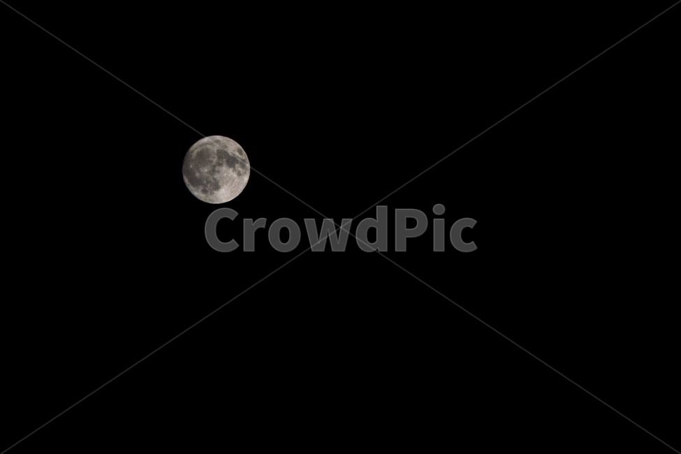 달,보름달,moon,fullmoon,달빛,야경,밤,풍경,nightscape,night,landscape,nature,자연,outdoors,옥외,universe,우주,astronomy,천문학,outer space,대기권 밖