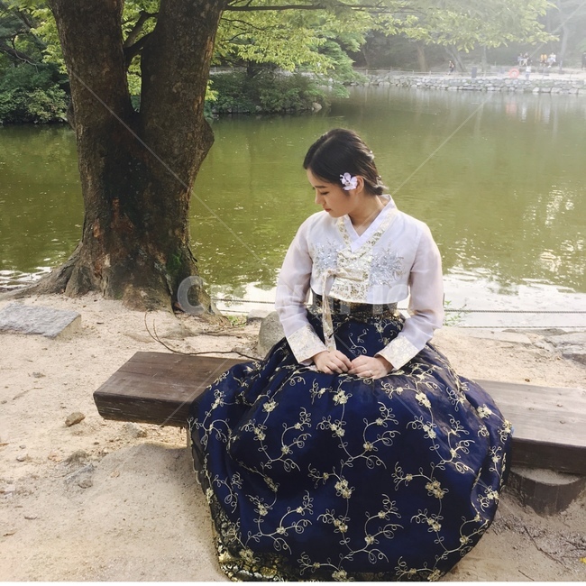 창경궁,궁,여자,한복,사람,전통의상,옆모습,추석사진공모전,한국전통,한국문화,korean traditional,korean culture,한복,한국전통의상,hanbok,korean traditional clothes,사람,인물,인간,human,person,여성,여자,woman,female,lady