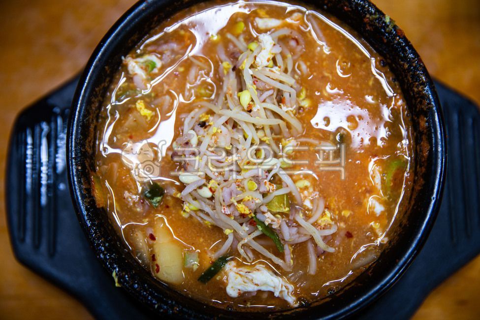 콩나물국밥,콩나물,국밥,계란,한국전통음식,preventionofadultdiseases,health,beansproutssoup,beansprouts,soup,eggkoreantraditionalfood,food,음식