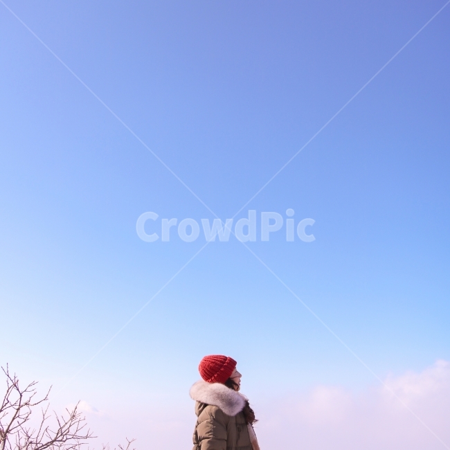 하늘,여자,사람,감성사진,등산,겨울,풍경,인물사진,배경,감성,girl,nature,sky,korea,hat,덕유산,겨울,계절,winter,season,사람,인물,인간,human,person,여성,여자,woman,female,lady,여행,휴가,traveling,vacation,trip,감성,sensible,feeling,색깔,색상,색채,색감,color sense,color sensitivity,feeling of color