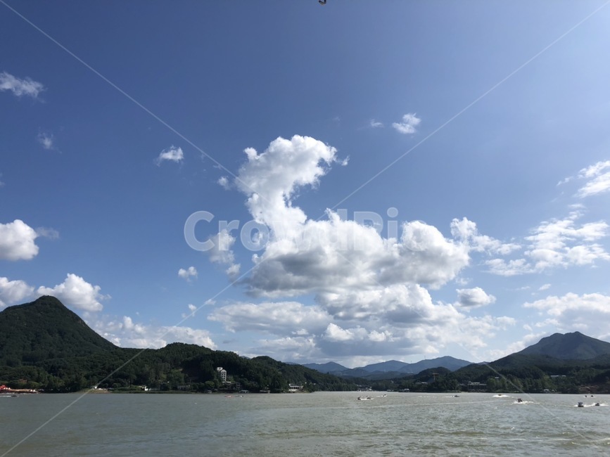 하늘,구름,물,풍경,파란하늘,sky,bluesky,cloud,theair,맑은하늘,하늘풍경