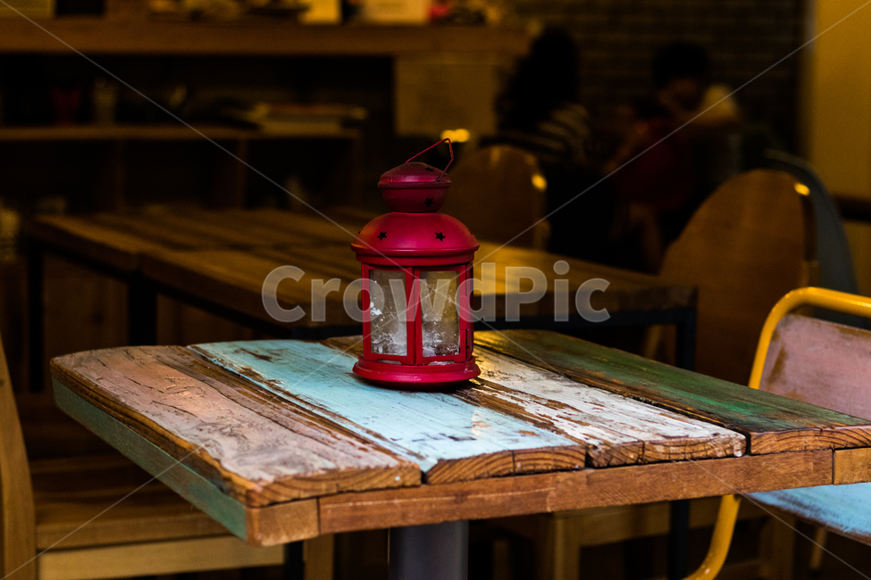카페,cafe,찻집,테이블,캔들,랜턴,interior,teahouse,wooden,table,candle,lantern,인테리어,실내디자인,interior design