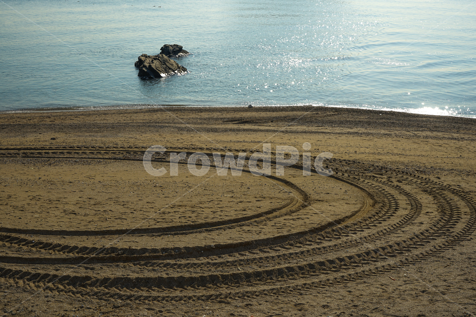 해변,바다,바닷가,모래,모래사장,백사장,자국,흔적,감성,풍경,해변,바다,beach,sea