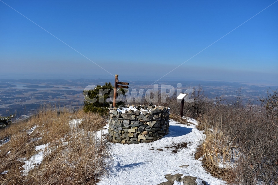 오서산,설경,눈꽃,풍경,겨울,자연,눈,스포츠,등산,산행,nature,snow,겨울풍경,느낌,아름다운,신비로운,경이로운,다큐,필,힐링,명산,국립공원,순백,landscape,winter,season,천제단,운해,영산,트레킹,인기명산,조망,전망,억새,광천,겨울,계절,winter,season,자연,풍경,nature,landscape,한국자연풍경,한국자연경관,korea nature landscape,ground,바닥