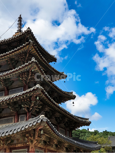 한국전통,하늘,절,산사,기와,사찰,sensible,한국전통,한국문화,korean traditional,korean culture,건축물,건물외관,exterior,building,structure,architecture,construction