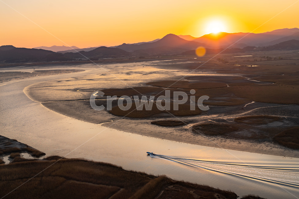 노을,강,들판,배,어선,항해,sunset,boat,sailing,river