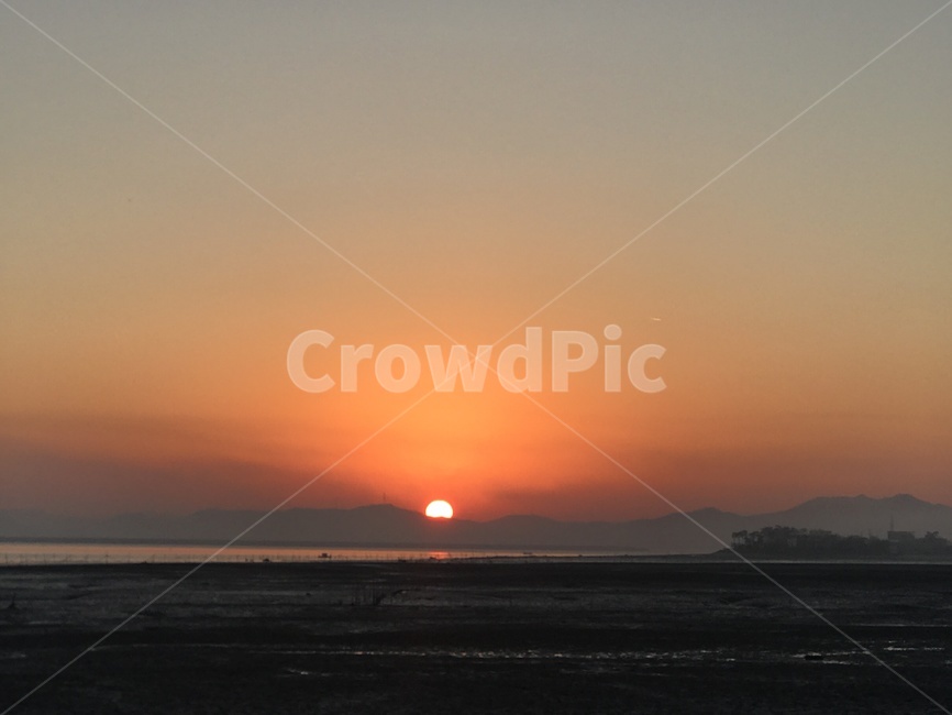 nature,새벽,redsky,자연,outdoors,옥외,dawn,황혼,dusk,붉은하늘,하늘,sky,일몰,sunset,일출,태양,해
