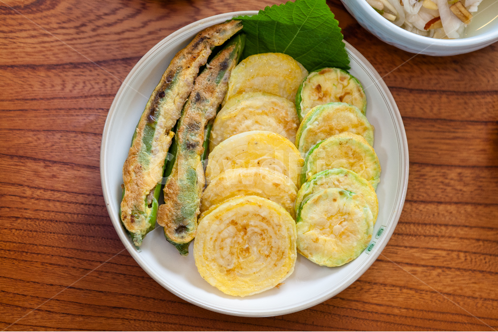 부침전,한식,고추전,식품,대한민국,맛좋은,요리,식사,조리,음식,식재료,요리,food,cook,meal,dishes,food reserves,한식,한국음식,한국요리,korean food,korean dishes,korean meal,korean cook