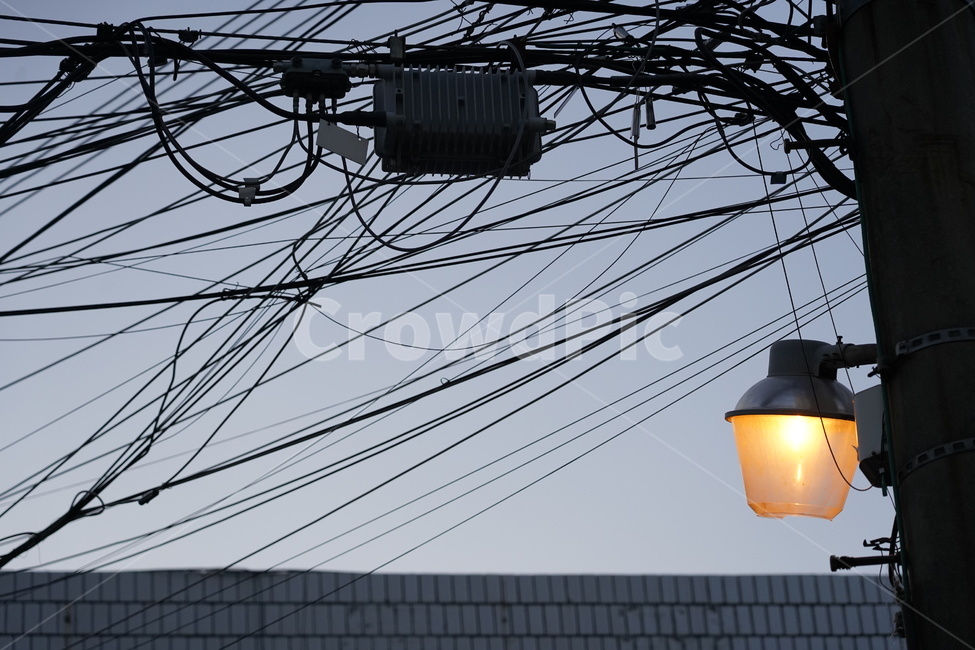 전깃줄,가로등,streetlamp,streetlight,cable