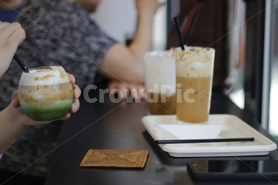 커피,카페라떼,음료,사람,음식,커피,카페,coffee,cafe