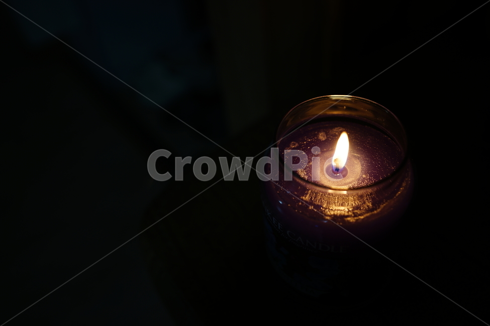 촛불,초,불,불빛,분위기,감성,감성사진,느낌,feel,candle,양초,캔들,감수성,어둠,빛,감각,접사,사물,물건,오브젝트,thing,object,matter
