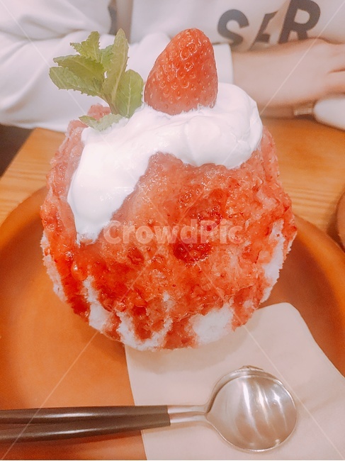 빙수,외식,딸기,딸기빙수,디저트