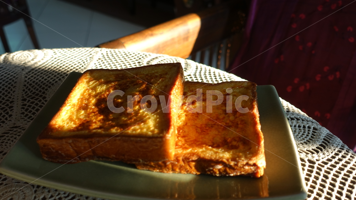 food,음식,bread,빵,식빵,오후,토스트,toast,frenchtoast,프렌치토스트,햇빛,yellow