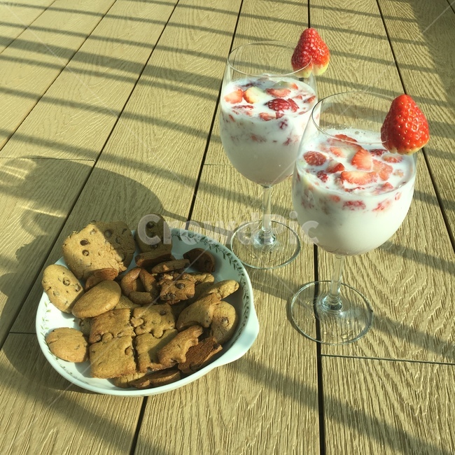 딸기,딸기우유,요리,쿠키,햇볕,음식,쿠킹,베이킹