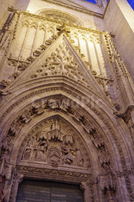 	여행,스페인,세비야,travel,spain,seviila,성당,cathedral,건축물,건물외관,exterior,building,structure,architecture,construction,해외,외국,세계,foreign,oversea,world,종교,신앙,religion,belief,faith