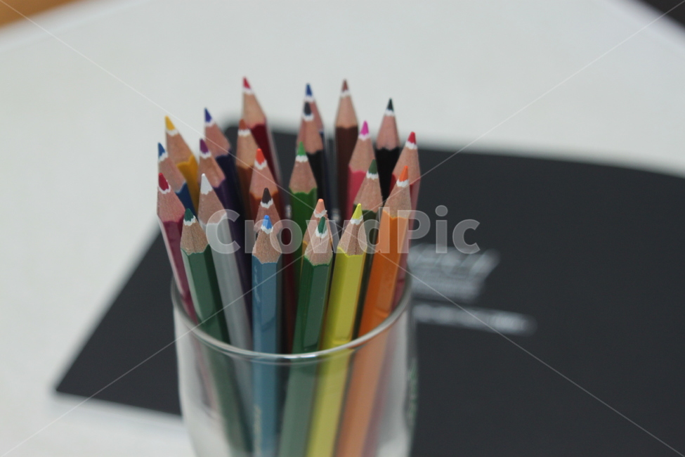 색연필,colorpencil,그림그리기,그림도구,색칠,학용품,문구류,사무용품,school supplies,stationery,office supplies
