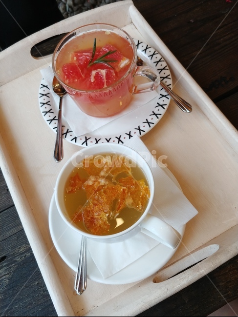 차,따뜻한차,카페,차한잔,tea,티백,달달한차,예쁜접시,예쁜컵,접시,컵