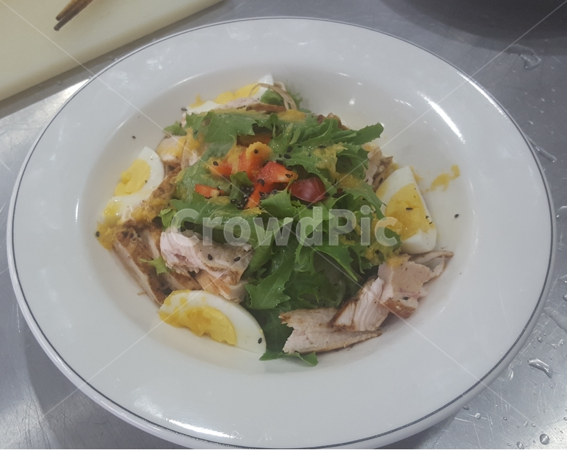푸드스타일링,치킨샐러드,레스토랑,메인메뉴,메뉴,음식,식재료,요리,food,cook,meal,dishes,food reserves