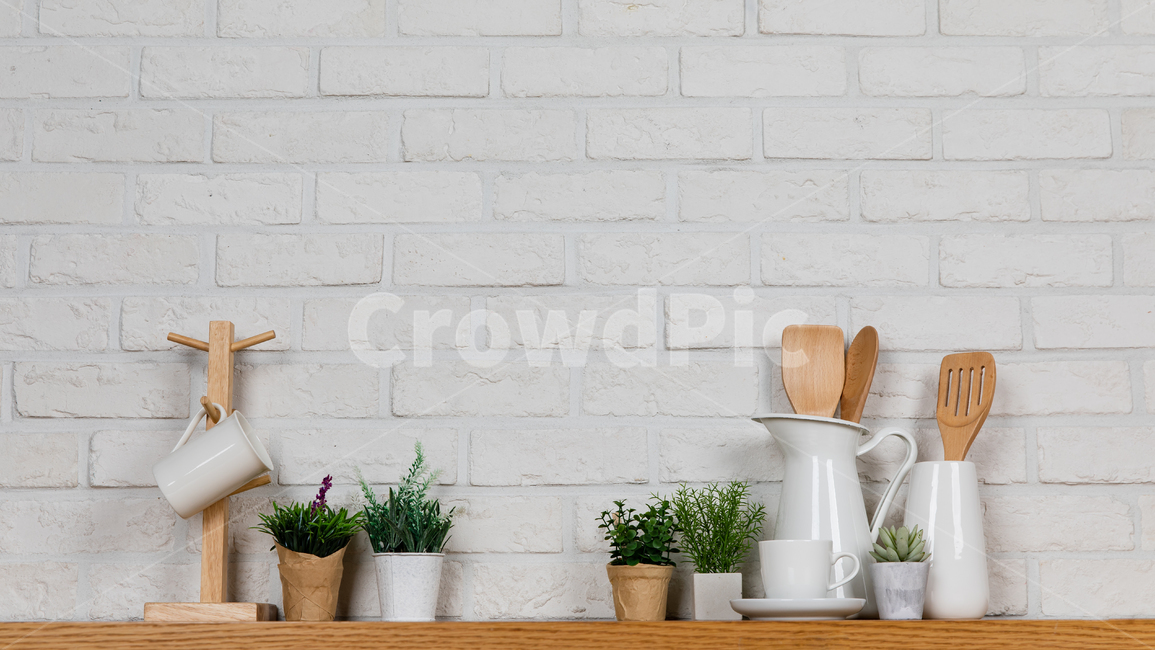 벽돌,패턴,요리기구,주방용품,주걱,숟가락,수저,나무,부엌,주방,요리,주부,선반,화분,식물,녹색,반영,도자기,깔끔한,깨끗한,현대적인,공간,밝은,정리,정돈,꽃,실내,인테리어,배경,커피잔,머그컵,잔받침,주방도구,사각형,목기,컵건조대,주방,키친,부엌,주방용품,요리도구,kitchen,kitchenware,cookroom,cookingutensil,인테리어,실내디자인,interior design,사물,물건,오브젝트,thing,object,matter
