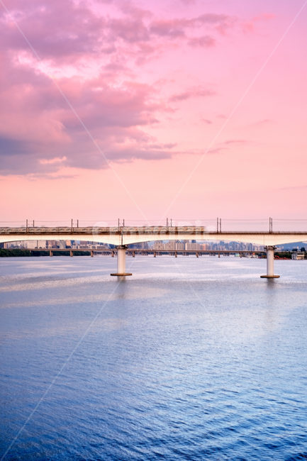 subway,노을,sunset,underground,지하철,풍경,landscape,building,건물,sky,river,한강
