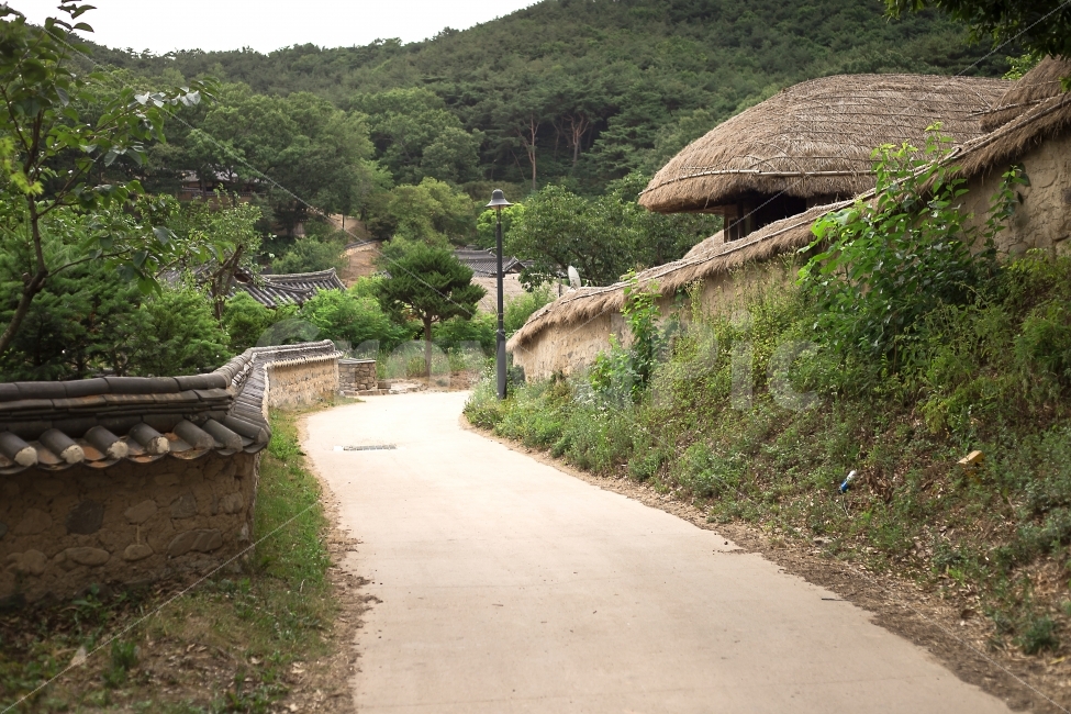 한국,전통,마을,고전,문화,배경,휴일,공원,산책,화면,바탕,트렌드,초가,한옥,시골,마을,풍경,landscape,country,rural,town,한국전통,한국문화,korean traditional,korean culture