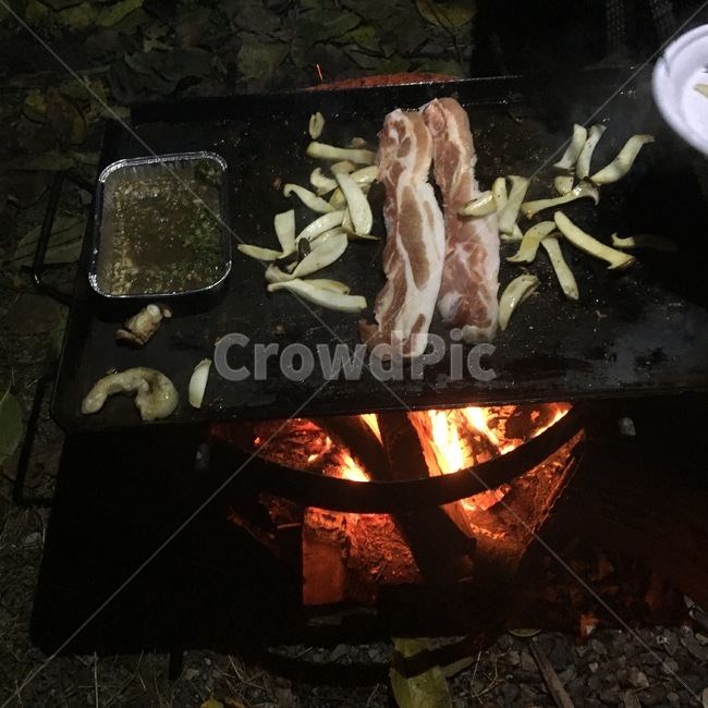 삼겹살,한국음식,바베큐,돼지고기,barbecue,koreanfood,pig,porkbelly,fire,grilledfood,meat,food,korea,southkorea
