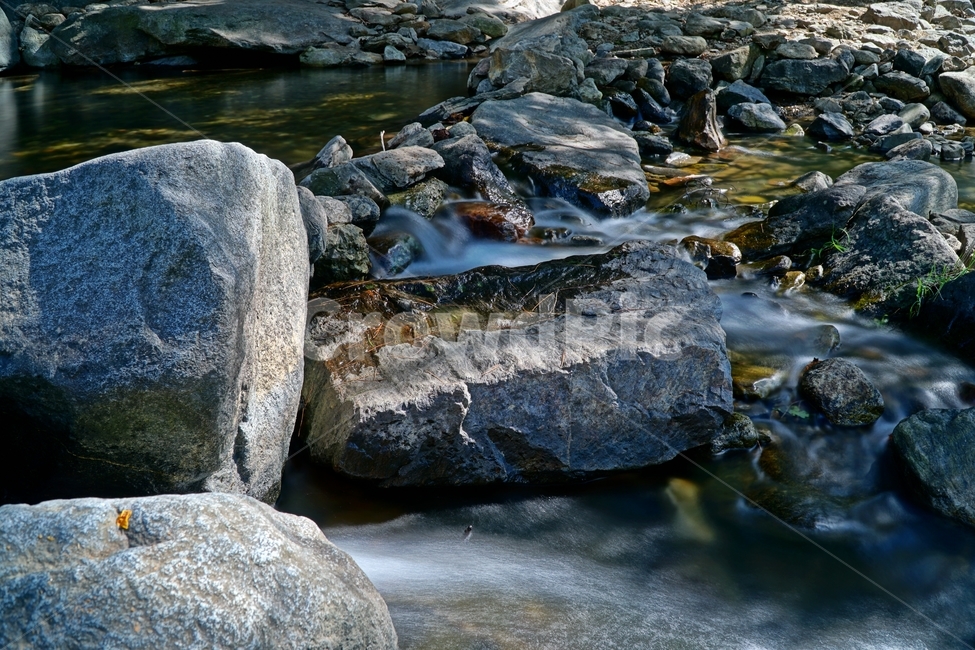 경기도,경기북부,동두천,탑동계곡,계곡,자연,한국자연,한국,korea,nature,valley,water,물,바위,돌,암석,rock,stone,이끼,풀,수풀,경치,scenery,scene,view,하천,시냇물,outdoors,옥외,creek,개울,자연,풍경,nature,landscape