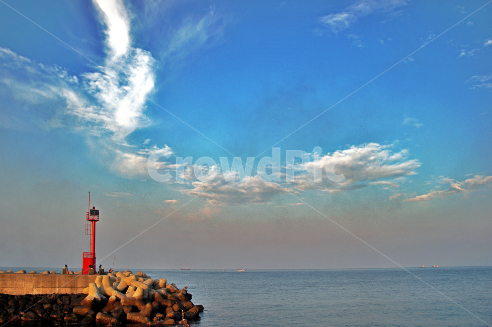 등대,빨간등대,방파제,테트라포드,바다,구름,등대,lighthouse