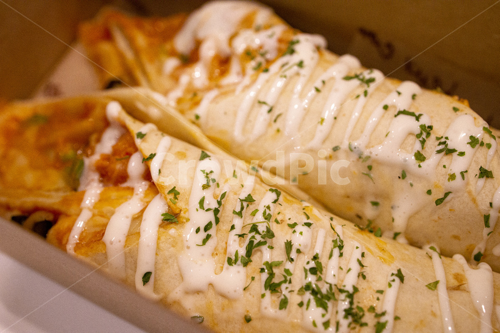 background,burrito,closeup,cooking,cuisine,delicious,dish,eat,food,fresh,fried,gourmet,lunch,mexicanfood,pepper,restaurant,tasty,브리또,멕시코음식,소스,요리,음식,고기,브리토