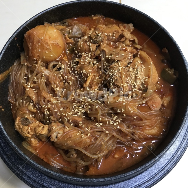 음식,food,찜닭,닭요리,요리,매운요리,dish,meal,식사,한식,음식,식재료,요리,food,cook,meal,dishes,food reserves,한식,한국음식,한국요리,korean food,korean dishes,korean meal,korean cook