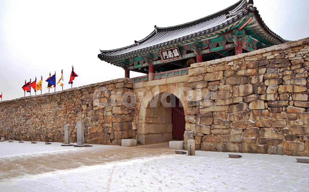 해미읍성,서산,성곽,성,조선시대,사적,문화재,천주교성지,진남문,겨울,계절,winter,season,한국전통,한국문화,korean traditional,korean culture,건축물,건물외관,exterior,building,structure,architecture,construction