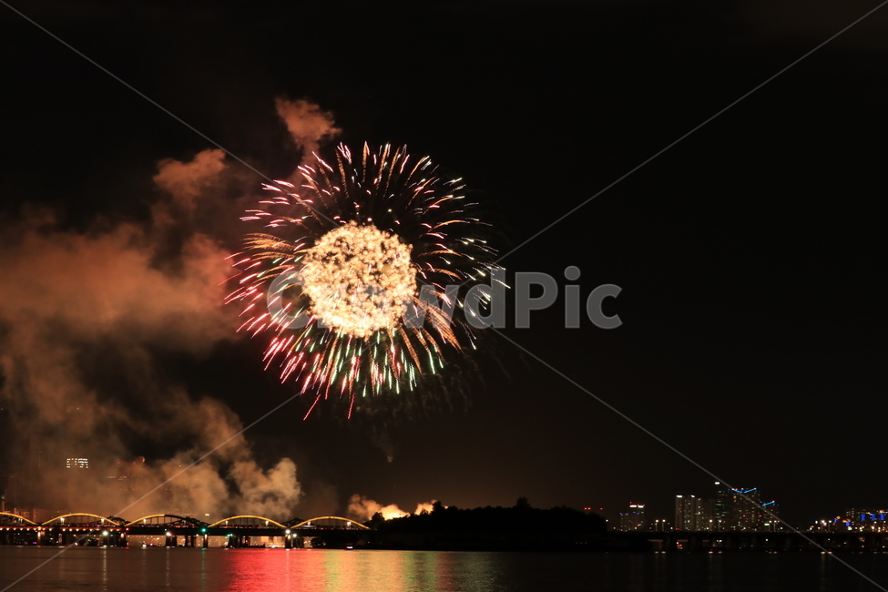 불꽃,축제,불꽃축제,fireworks,festival,야경,밤,풍경,nightscape,night,landscape,축제,행사,festival,carnival,event,nature,자연,outdoors,옥외