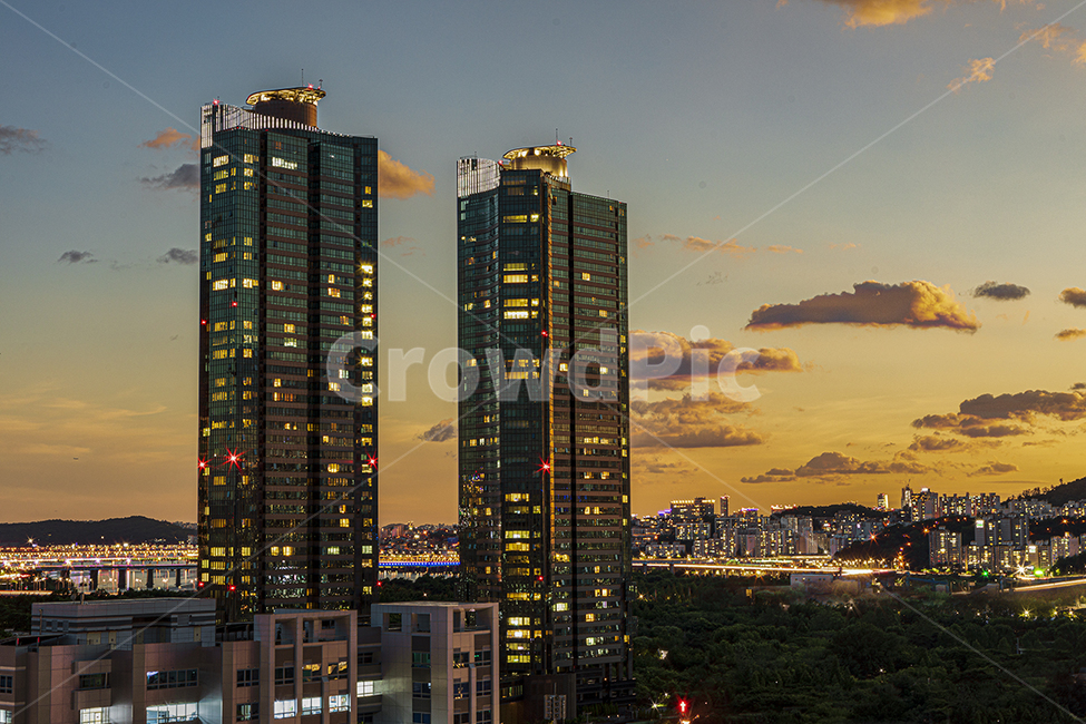 landscape,경치,nature,자연,outdoors,옥외,scenery,풍경,도시야경,서울,seoul,서울숲,갤러리아포레,매직아워,magichour,building,건물,urban,city,town,도시,highrise,고층건물,노을,저녁노을,일몰,sunset