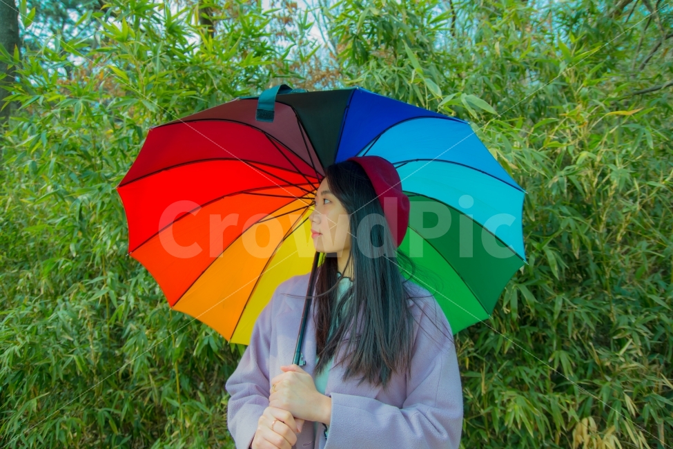 사람,감성사진,휴식,힐링,식물,우산,여름,가을,사람,인물,인간,human,person,여성,여자,woman,female,lady,색깔,색상,색채,색감,color sense,color sensitivity,feeling of color,연출,컨셉,콘셉,direction,concept