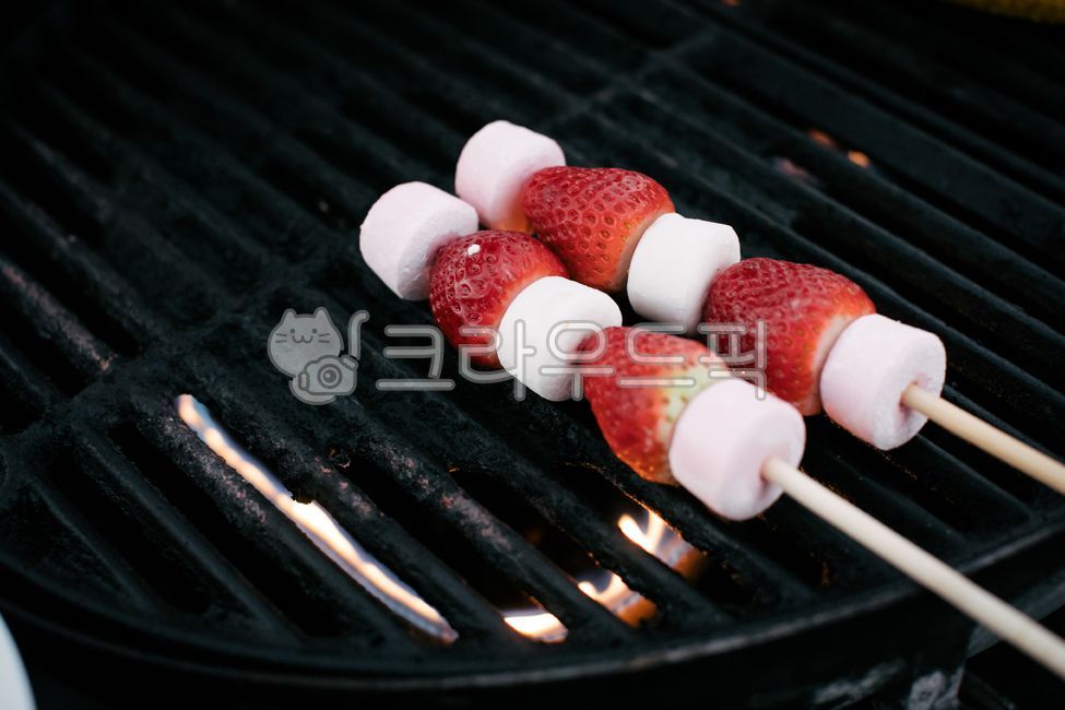 바베큐,음식,딸기,마시멜로우,캠핑,그릴,마시멜로,야외활동,요리,bbq,food,strawberry,marshmallow,cooking,outdoor
