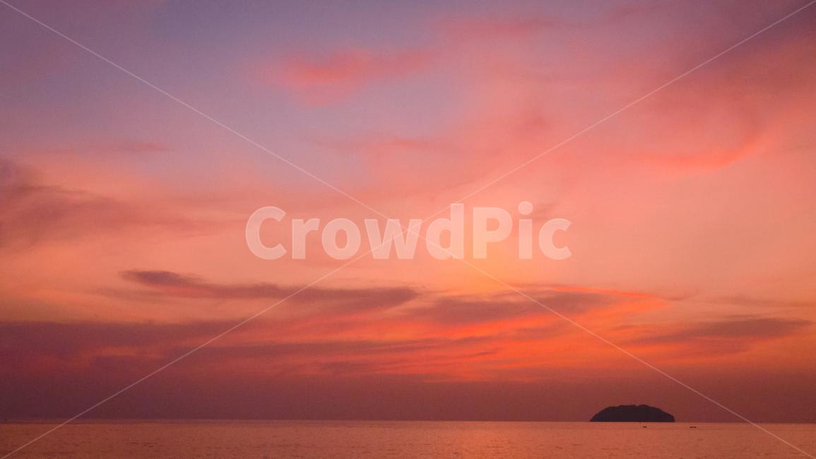 일몰,바다,밤바다,사이판,바다와섬,섬,자연,풍경,nature,landscape,outdoors,옥외,sky,하늘,dawn,새벽,red sky,붉은 하늘,sunset,dusk,황혼
