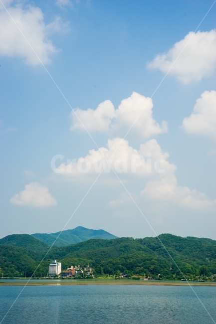 풍경사진,한강,맑은하늘,푸른하늘,landscape,파란하늘,구름,구름사진,풍경,cloud,bluesky,hanriver,blue,자연,풍경,nature,landscape,outdoors,옥외,weather,날씨,sky,하늘,cumulus,적운