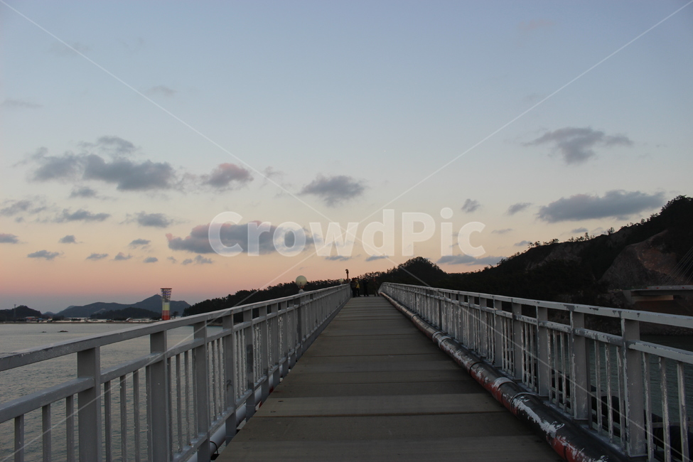 군산선유도,난간,다리,하늘,바다,산책로
