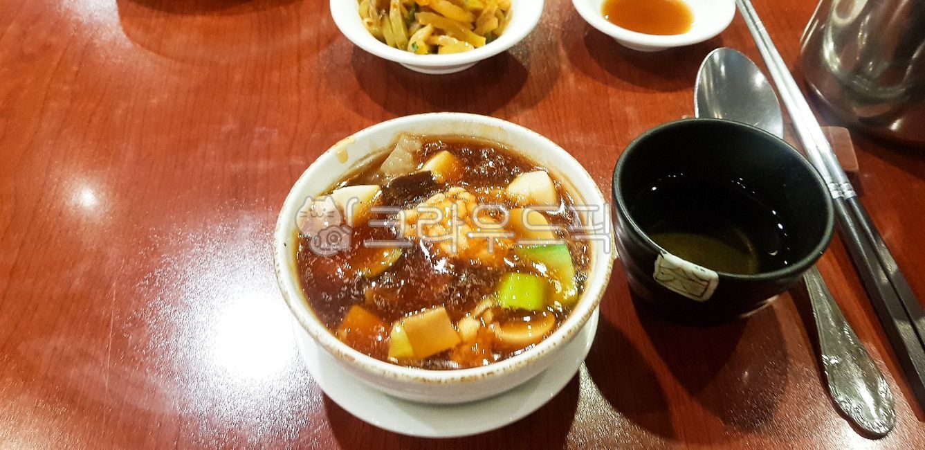 Nurungji,pineapple,Chinese cuisine,plate,eating,Chinese food,food,Nurungji stew,cup
