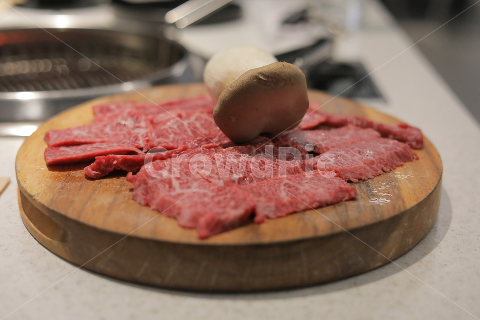 살치살,소고기,한우,버섯,국내살치살,마블링,음식,식재료,요리,food,cook,meal,dishes,food reserves,육류,고기,meat