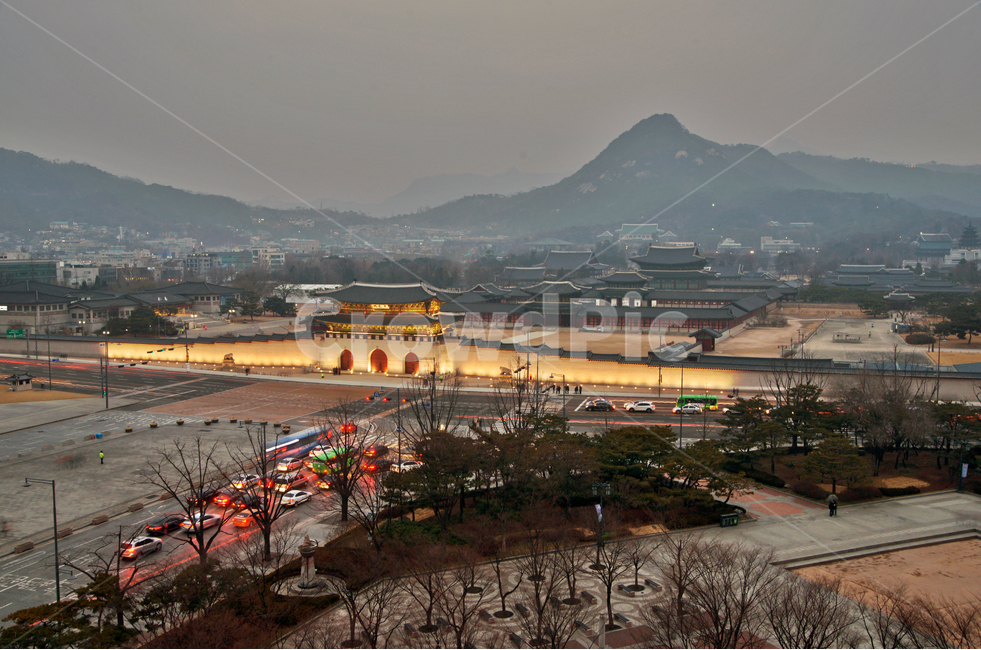 광화문,경복궁,야경,궁궐,대궐,조선시대,인왕산,정문,법궁,겨울