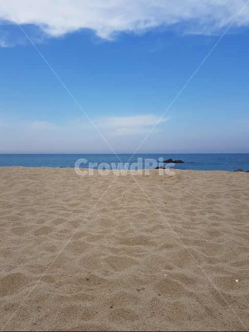바다,푸른하늘,자연,동해,동해바다,정동진,모래,모래사장,바닷물,수평선,자연환경,정동진해안,관광지,파란하늘,휴양지